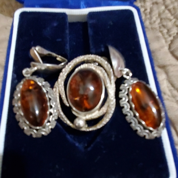 Waterford Jewelry - Amber and silver pin with earings